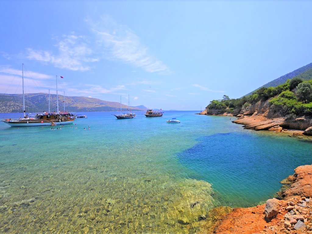 Bodrum Çıkışlı Günübirlik Korsan Tekne Turu 