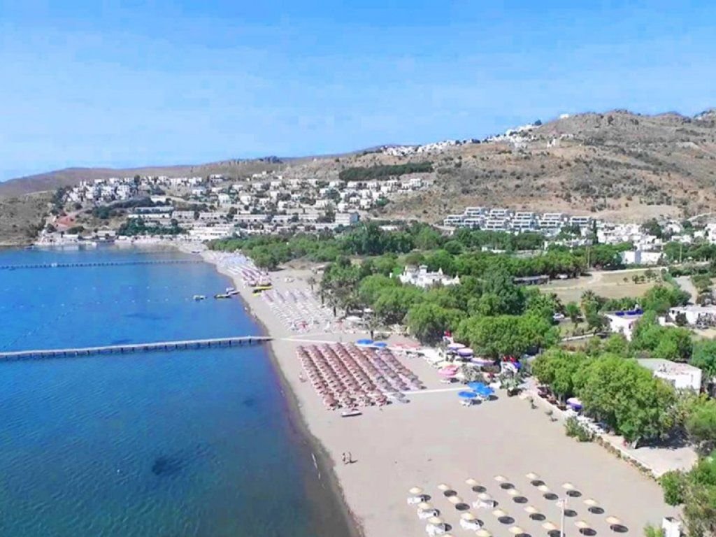 Bodrum Bitez Çıkışlı Günübirlik Tekne Turu ( Akvaryum-Deve Plajı-Bağla-Çelebi Adası )