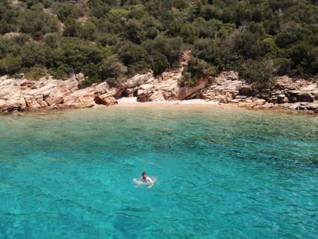 Bodrum Çıkışlı Orak Adası Günübirlik Tekne Turu ( Karaada, Meteor Çukuru, Orak Adası, Kızılburun)