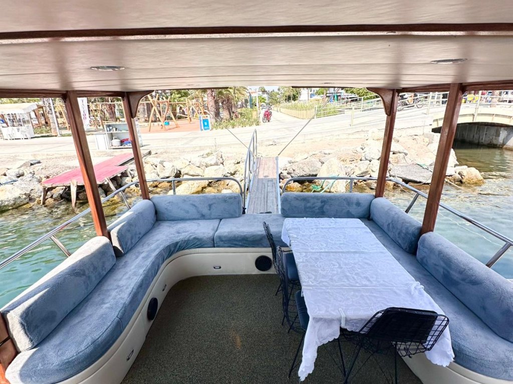 Turgutreis 8 kişi kapasiteli Özel Tekne Turu