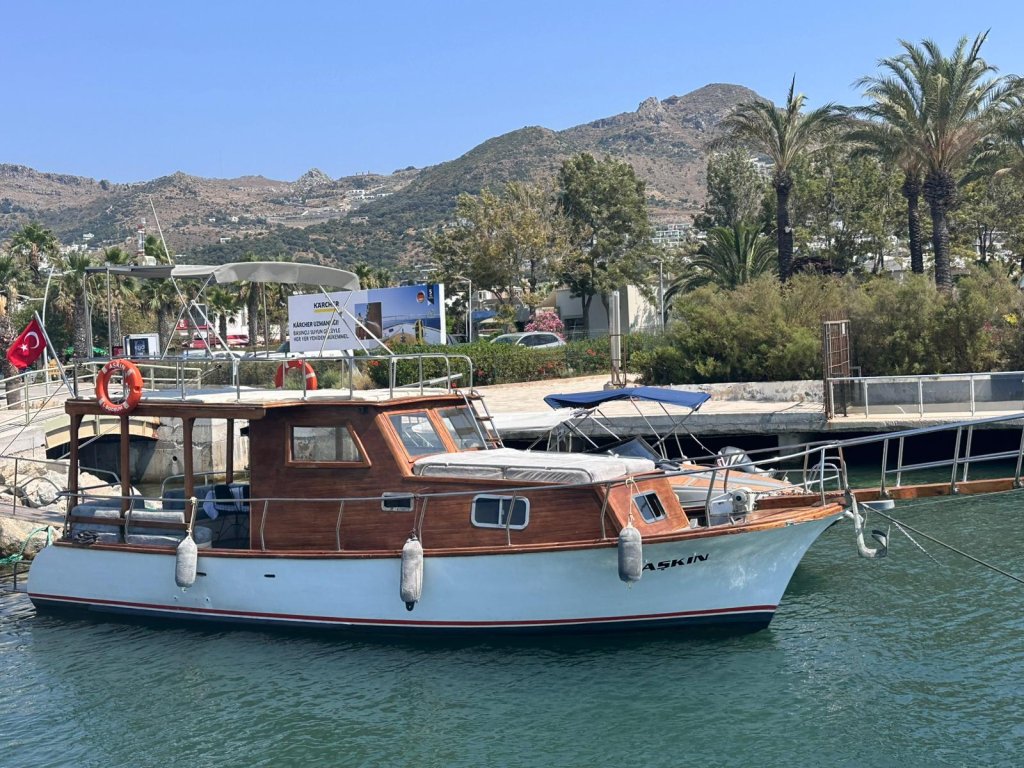 Turgutreis 8 kişi kapasiteli Özel Tekne Turu