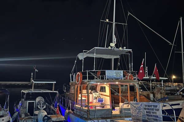 Turgutreis 8 kişi kapasiteli Özel Tekne Turu