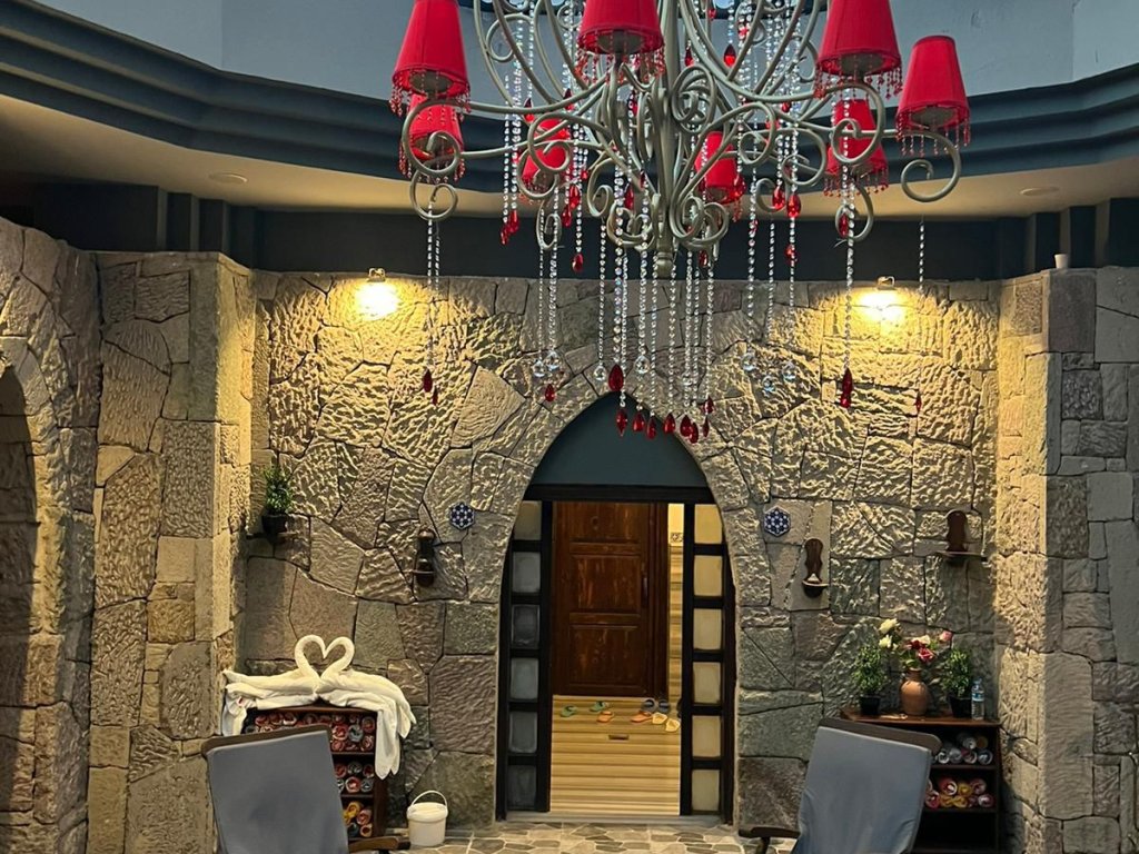  Lüks Türk Hamamı (kese+köpük+sauna+buhar odası) +30 dk yağlı masaj