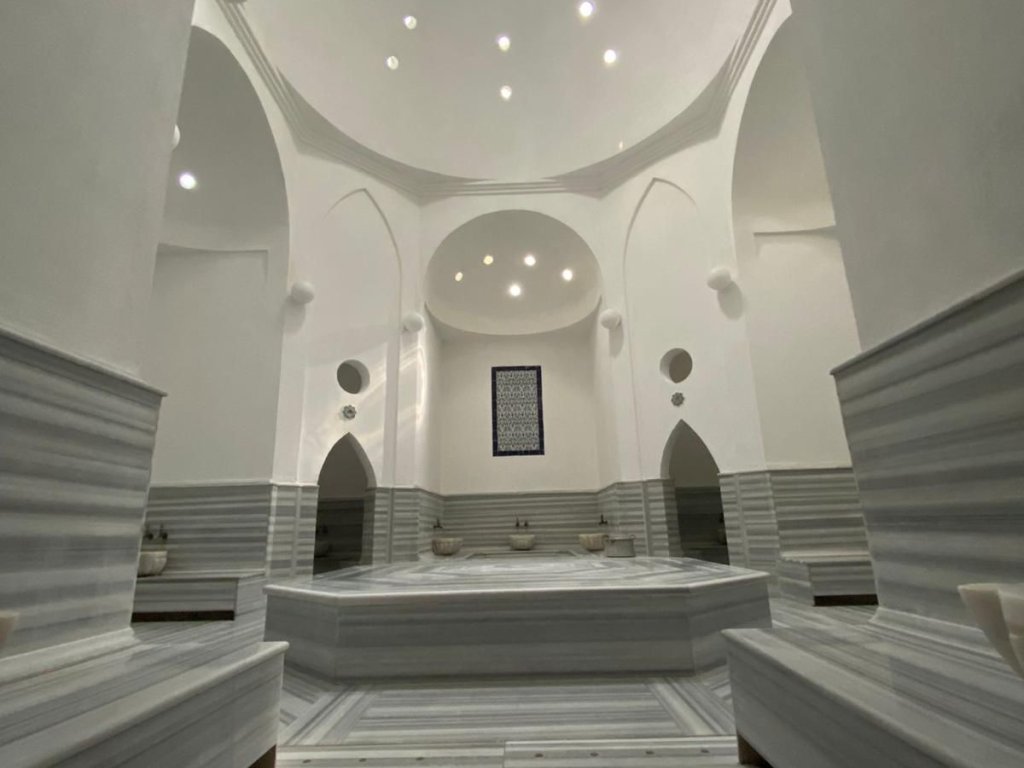  Lüks Türk Hamamı (kese+köpük+sauna+buhar odası) +30 dk yağlı masaj