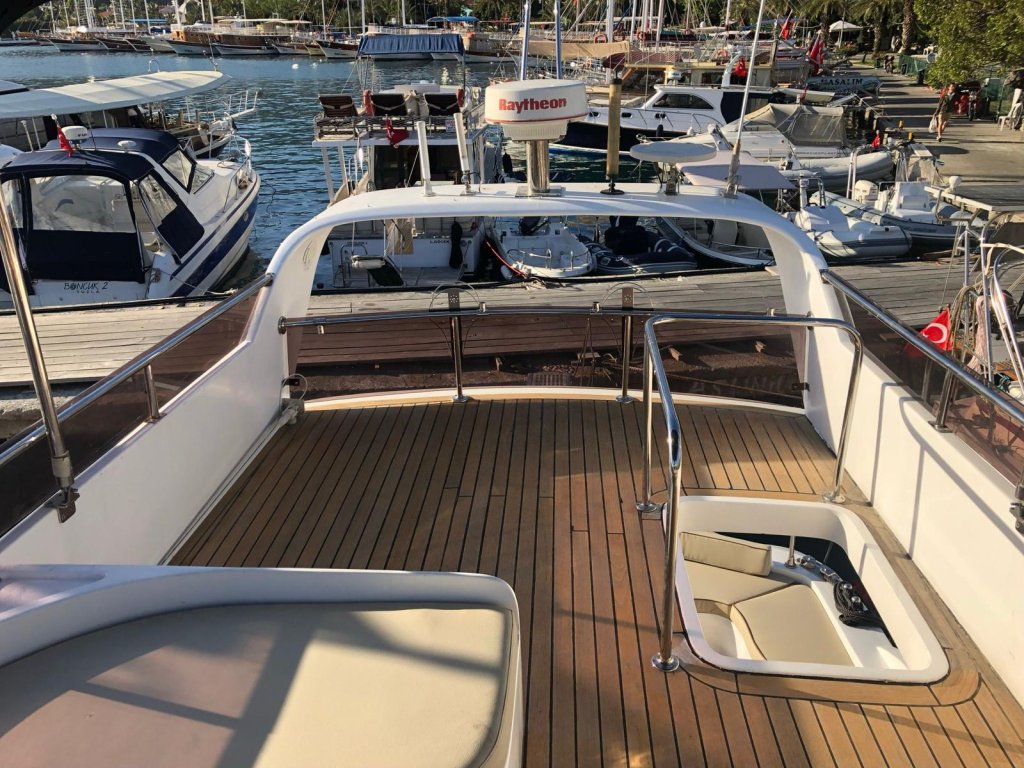 CAN Bodrum 10 kişi kapasiteli Motoryacht