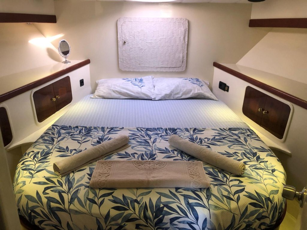 CAN Bodrum 10 kişi kapasiteli Motoryacht