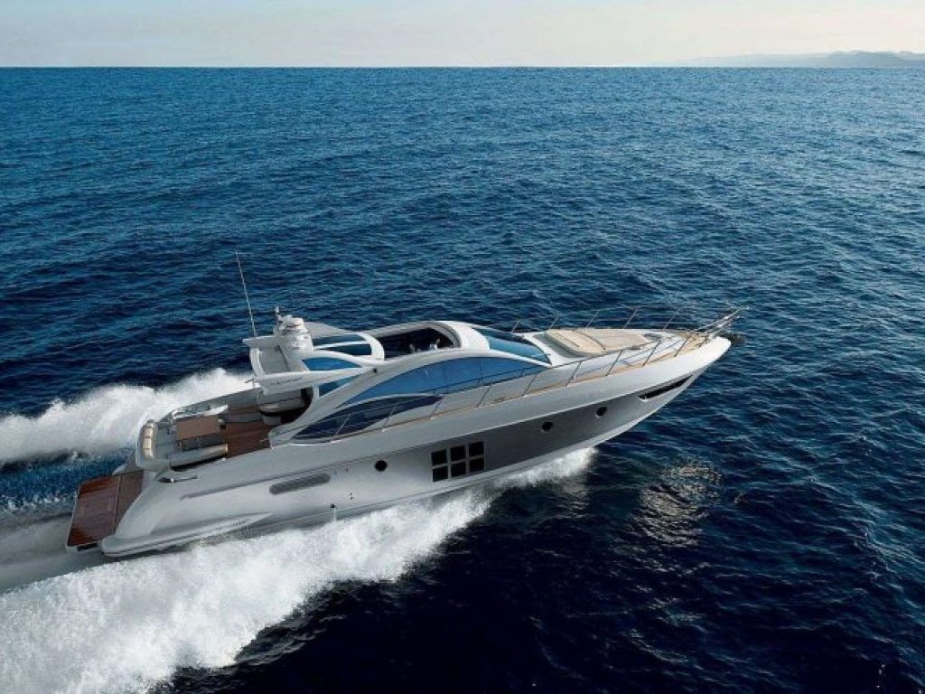 Captain Cihan Azimut Motor Yacht 19 m, 10 pax