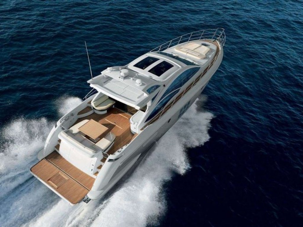 Captain Cihan Azimut Motor Yacht 19 m, 10 pax