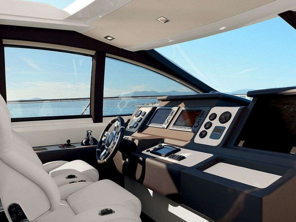 Captain Cihan Azimut Motor Yacht 19 m, 10 pax