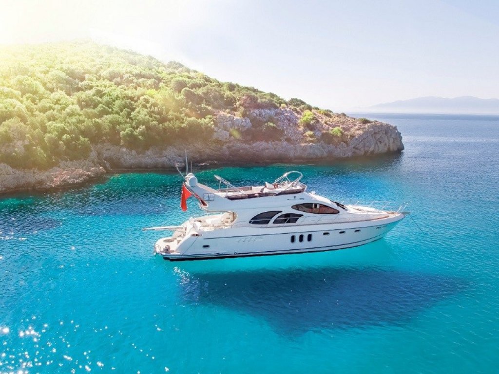 Zeynep Motoryat 22 m,6 Kişi