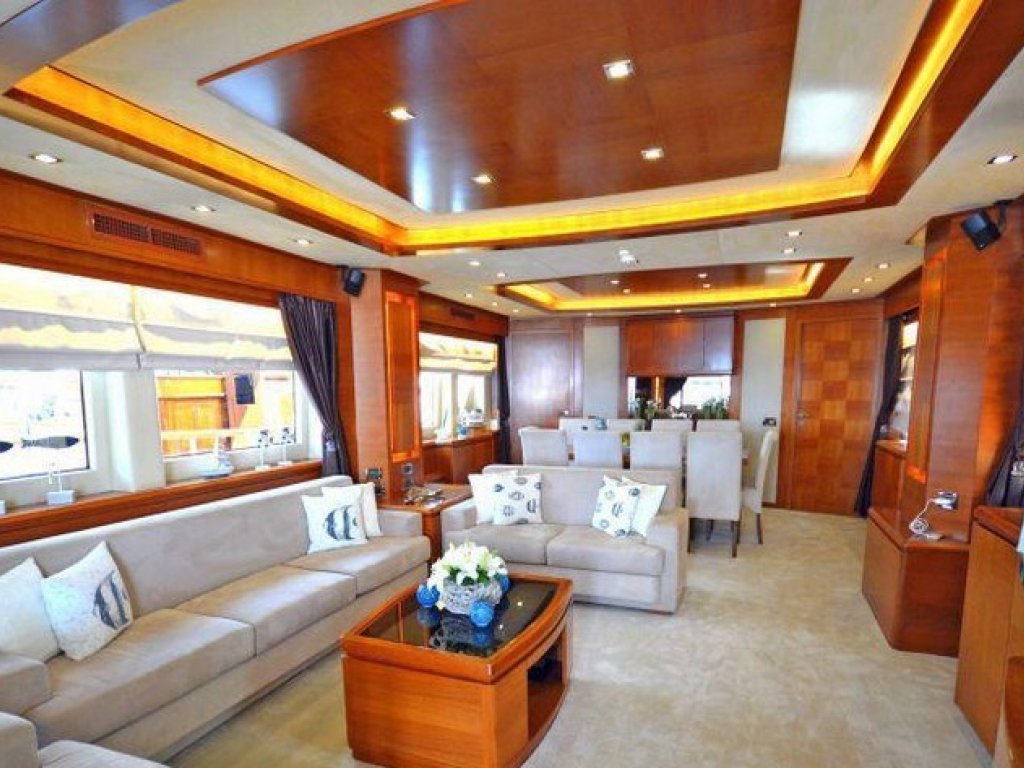 Merve Motoryacht 35 mt, 5 Cabins, 10 Persons