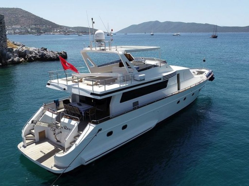 Rose 25 Motoryacht 26 mt, 8 Persons