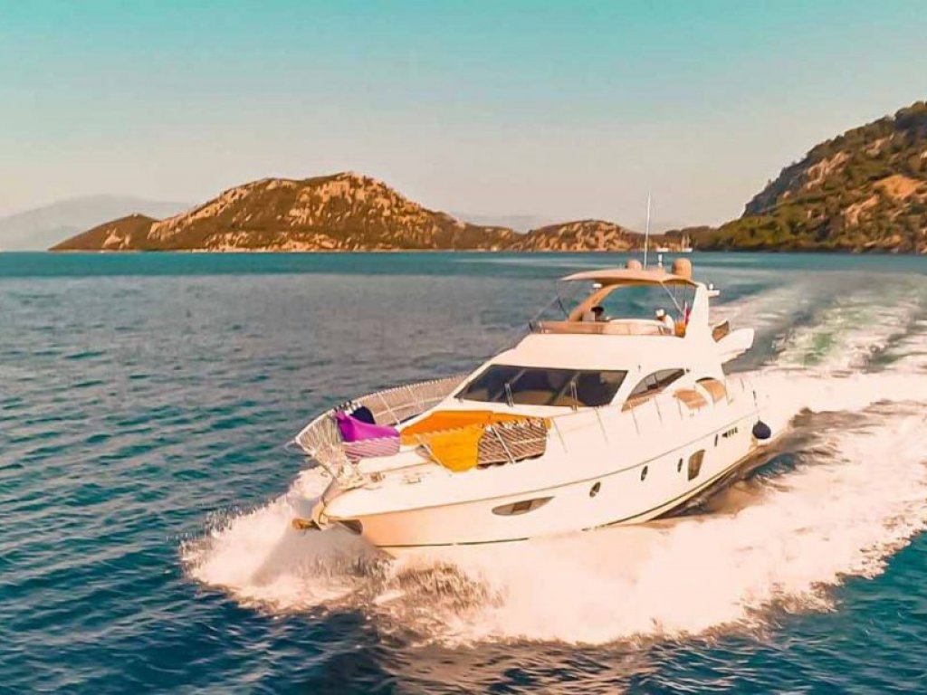 Efe Motoryacht 21 m, 6 Persons