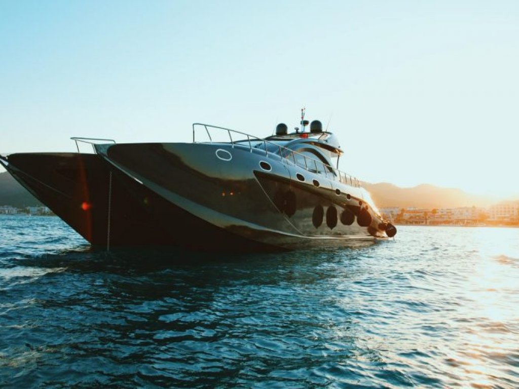 Class Motoryacht 24 meters, 6 people