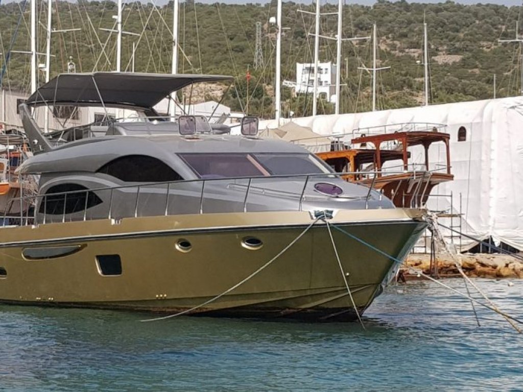 Selene Motoryacht 19 m, 6 Persons