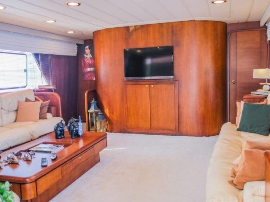 Motoryacht London 23 meters, 8 persons