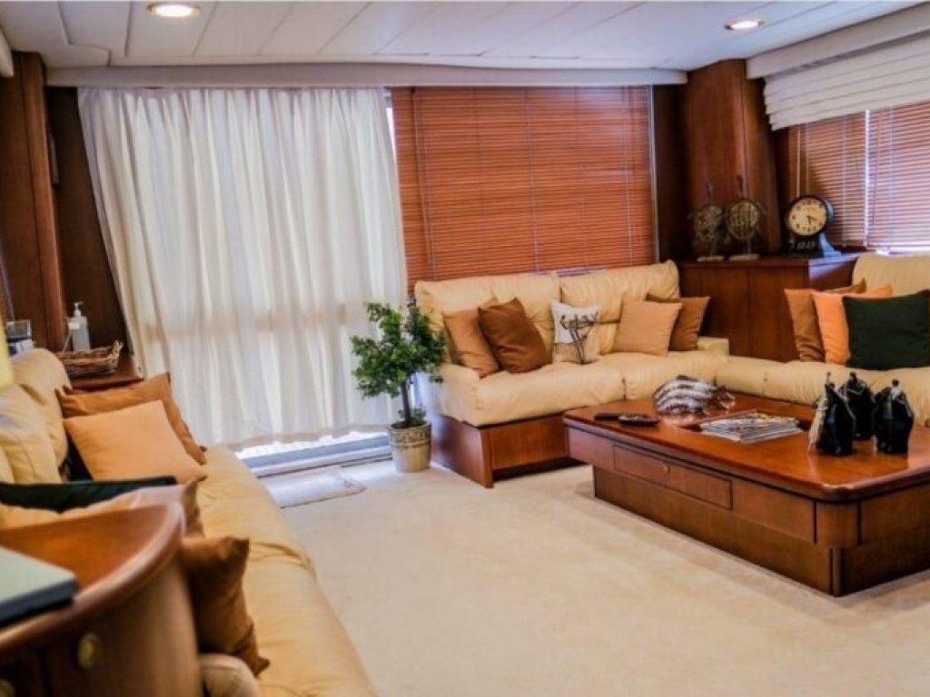 Motoryacht London 23 meters, 8 persons