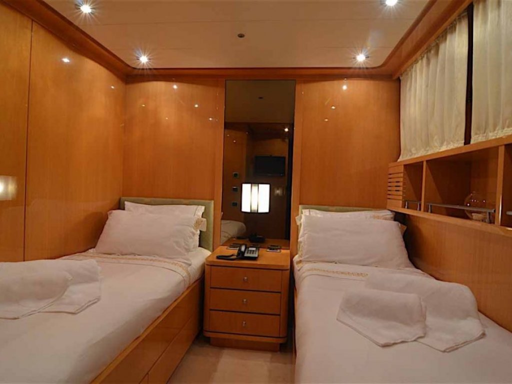 Sheran Motoryacht 30 meters, 8 persons