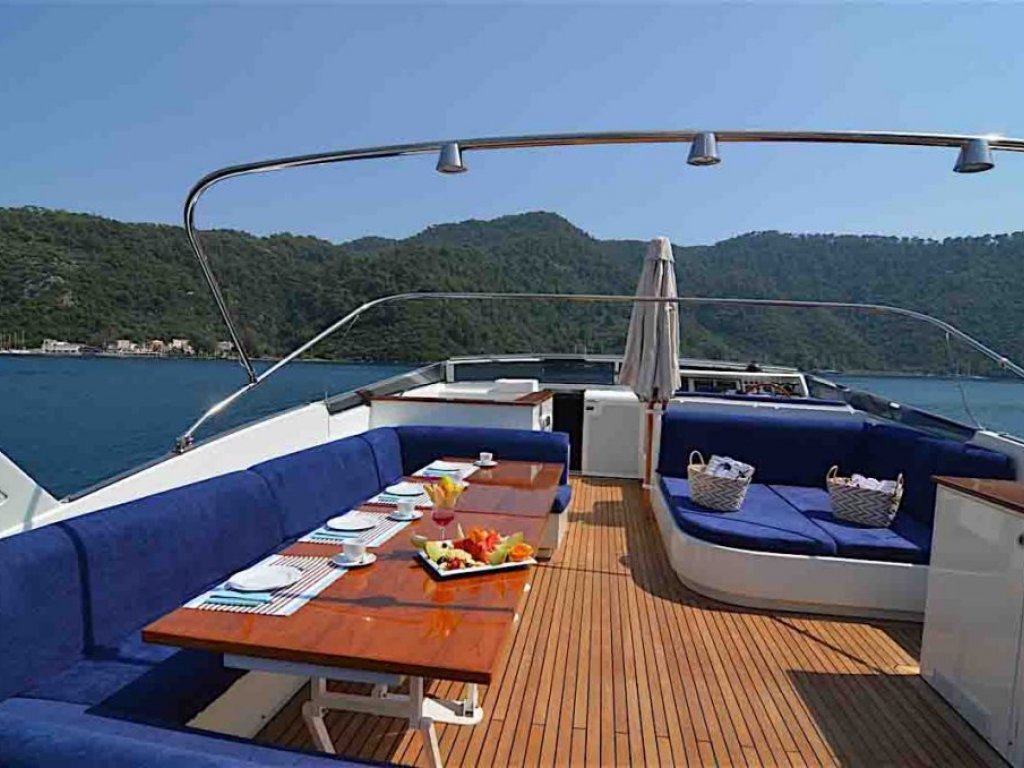 Sheran Motoryat 30 mt,8 Kişi