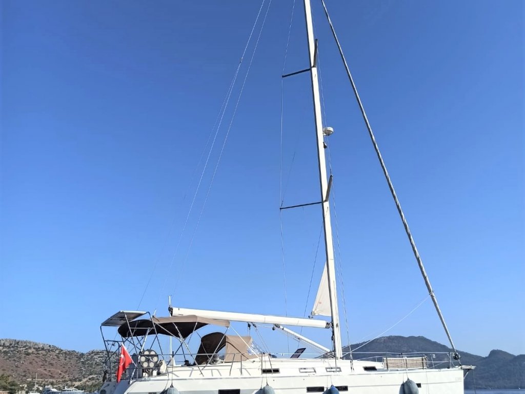 Bavaria 45 Cruiser 14 m,6 Kişi