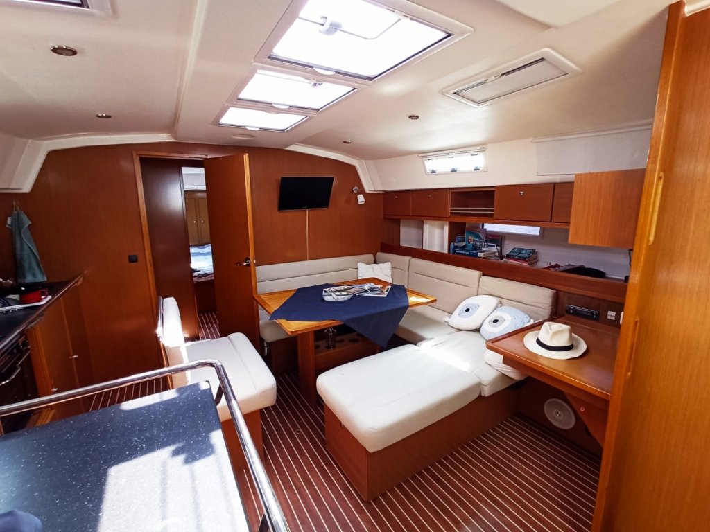 Bavaria 45 Cruiser 14 m, 6 Persons