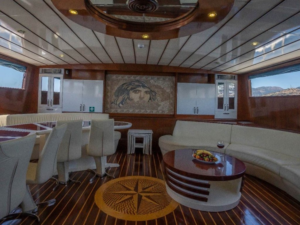 Esma Sultan Gulet 41 m,14 Kişi