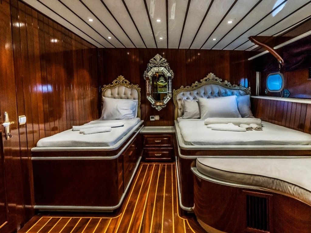 Esma Sultan Gulet 41 m,14 Kişi