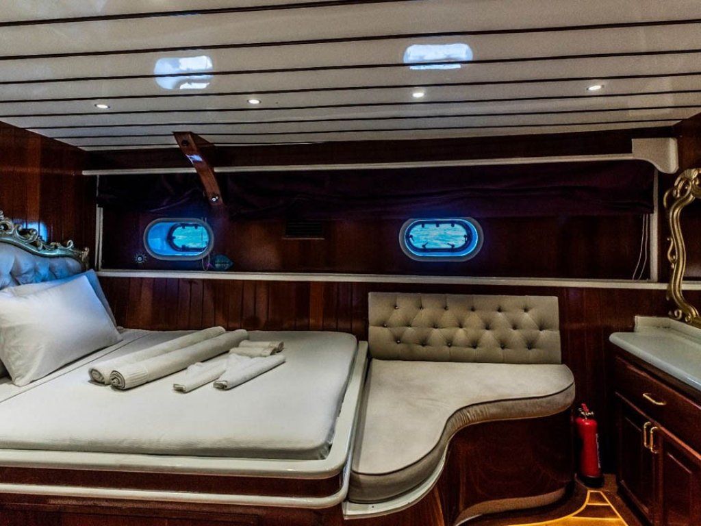 Esma Sultan Gulet 41 m,14 Kişi