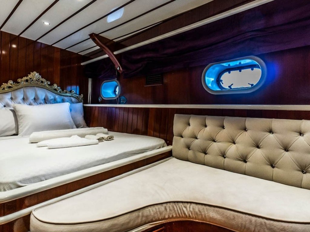 Esma Sultan Gulet 41 m,14 Kişi