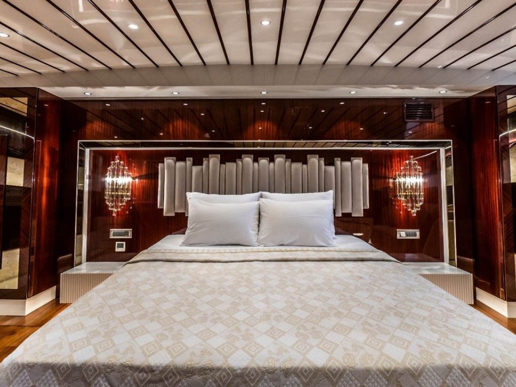 Esma Sultan Gulet 41 m,14 Kişi