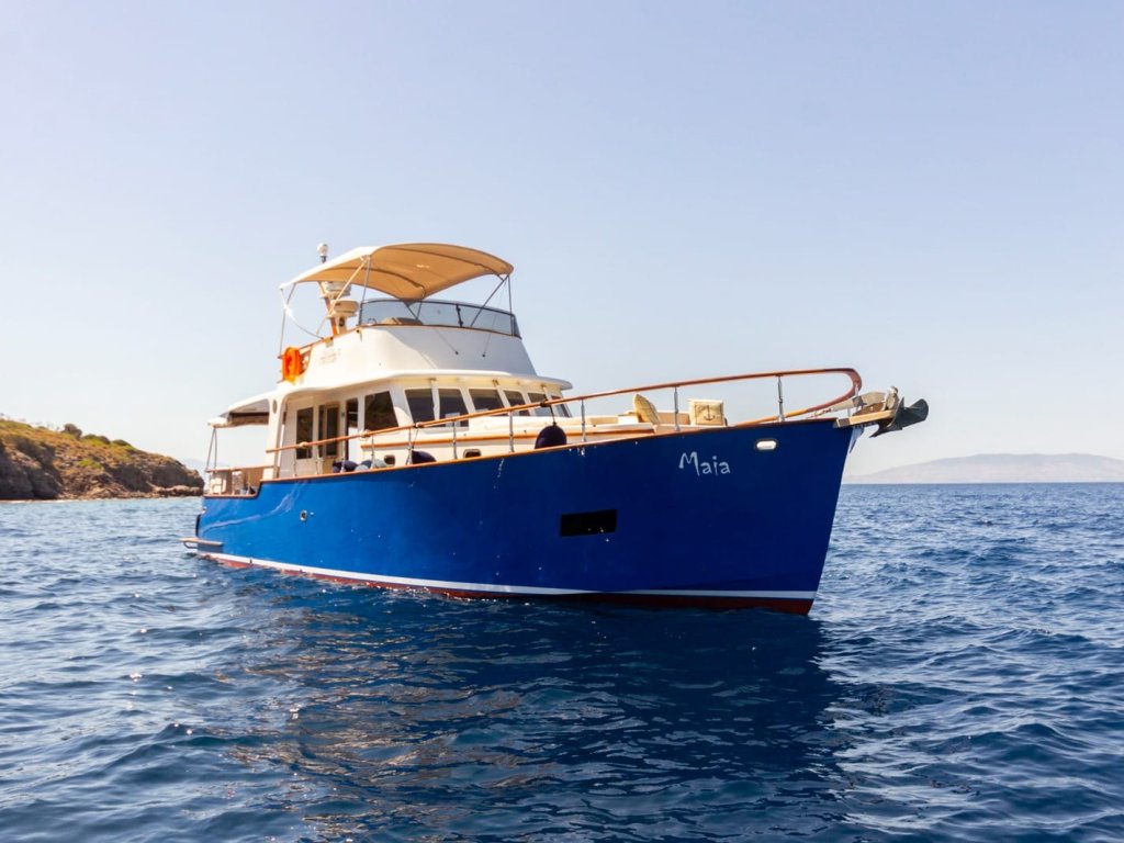 Maria Motoryat Kiralama 17 mt, 2 Kabin, 4 Kişi