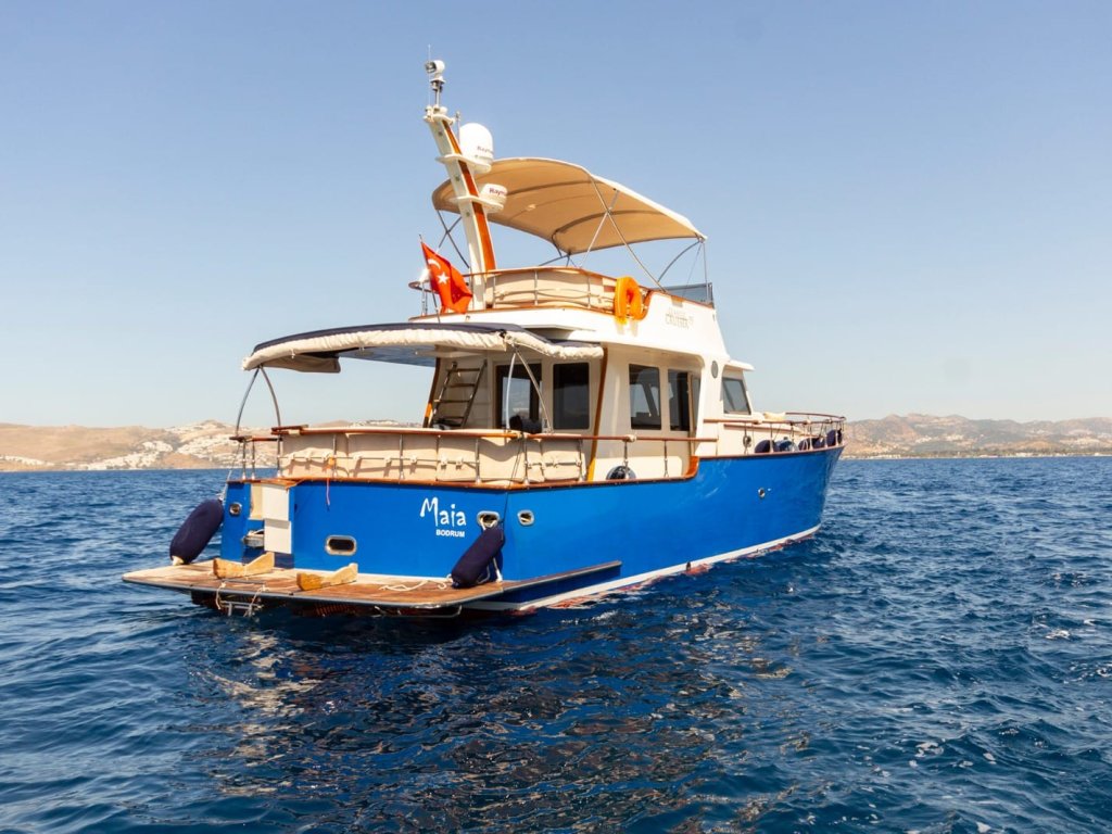 Maria Motoryat Kiralama 17 mt, 2 Kabin, 4 Kişi