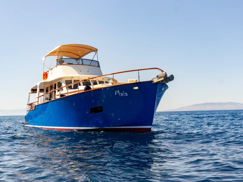 Maria Motoryat Kiralama 17 mt, 2 Kabin, 4 Kişi