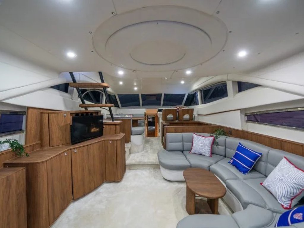 Karan Motoryat Kiralama 18 mt, 3 Kabin, 10 Kişi 