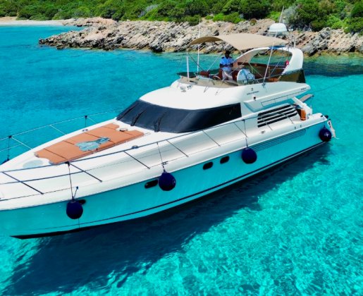 THE QUEEN Bodrum 12 kişi kapasiteli Motoryacht