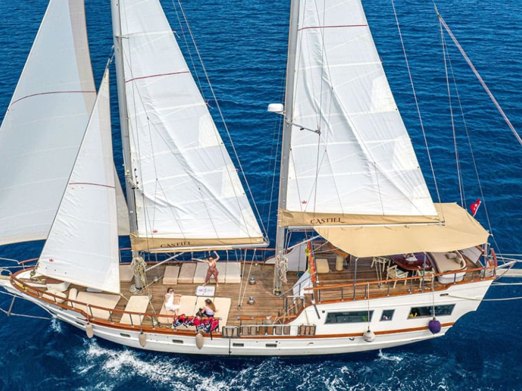 THE CASTIEL Bodrum 20 kişi kapasiteli Guletyat