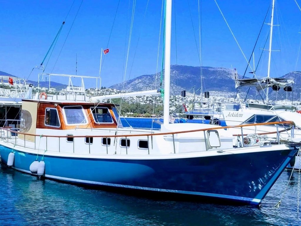 Kaptan Esmaviden 12 m,7 Kişi