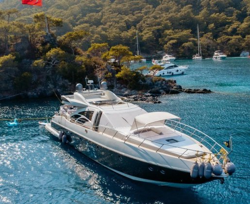 AZIMUT26 Bodrum 8 kişi kapasiteli Motoryacht