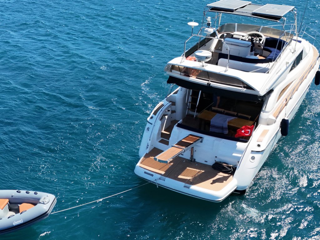 PRINCESS56 Bodrum 12kişi kapasiteli Motoryacht