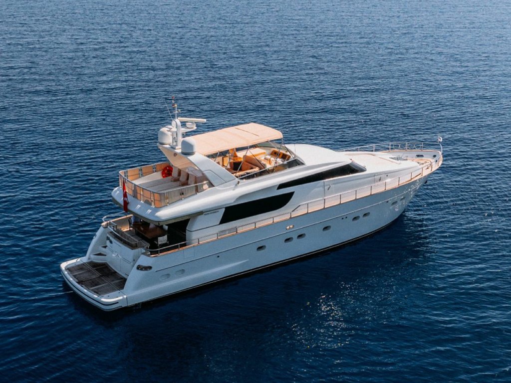 SUNLORENZO Bodrum 7 kişi kapasiteli Motoryacht